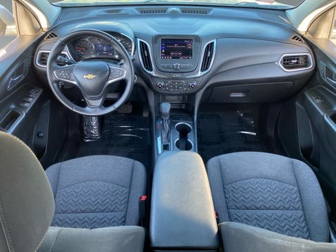 Used 2024 Chevrolet Equinox LT FWD image 10