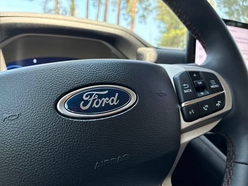 Used 2026 Ford Explorer Active w/ Active Comfort Package AWD/4WD image 28