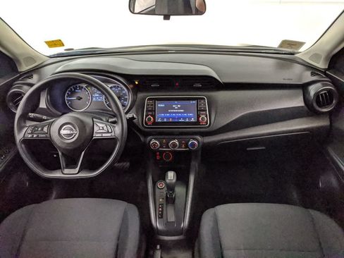 Used 2024 Nissan Kicks S FWD image 7