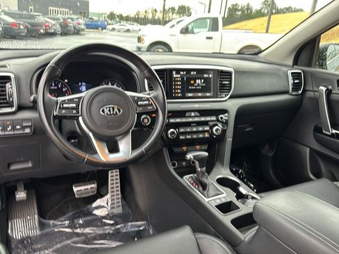 Used 2021 Kia Sportage EX image 16