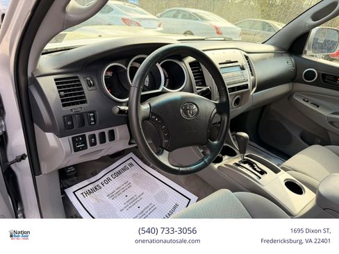 Used 2011 Toyota Tacoma PreRunner w/ TRD Sport Pkg image 12