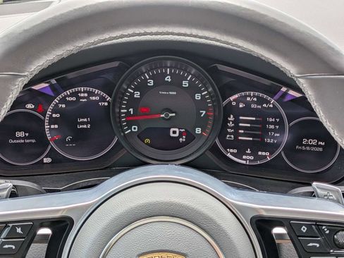 Certified 2021 Porsche Cayenne Coupe AWD/4WD image 30