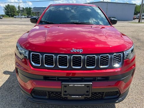 Used 2025 Jeep Compass Sport image 10
