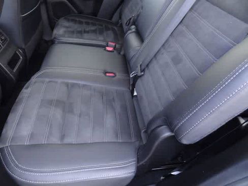 Used 2024 Mitsubishi Outlander SE AWD/4WD image 8