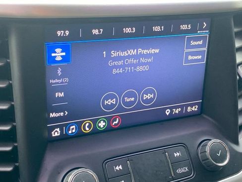 Used 2022 GMC Acadia SLE FWD image 25