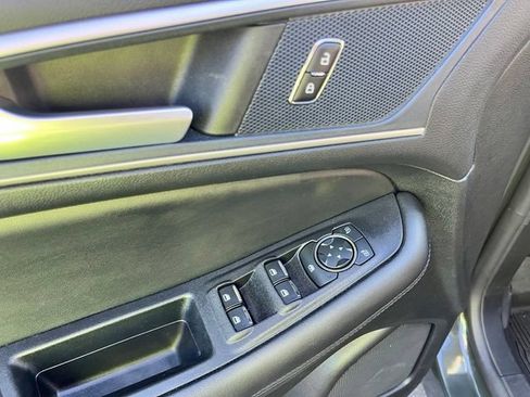 Certified 2024 Ford Edge SEL w/ Convenience Package AWD/4WD image 16