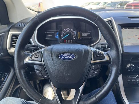 Used 2018 Ford Edge SEL w/ Equipment Group 201A AWD/4WD image 18
