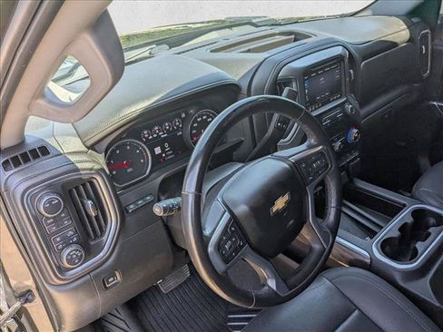 Used 2022 Chevrolet Silverado 2500 LTZ AWD/4WD image 9