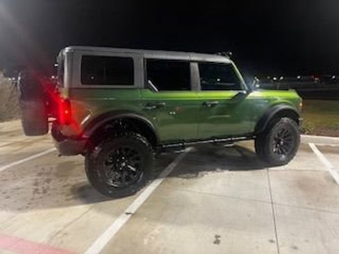 Used 2022 Ford Bronco Badlands image 4