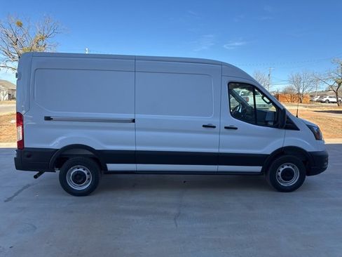 New 2026 Ford Transit 250 148 Medium Roof w/ Load Area Protection Package image 9