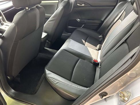 Used 2019 Honda Civic Sport image 9