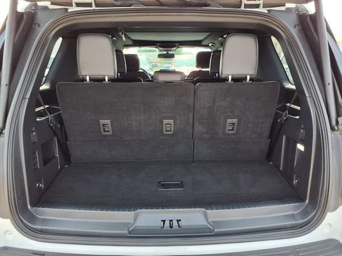 Used 2024 Ford Expedition Limited RWD image 30