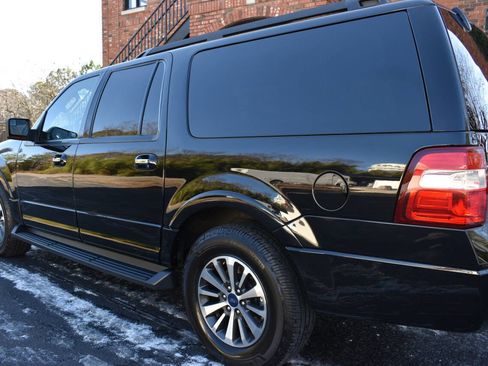 Used 2017 Ford Expedition EL XLT w/ Equipment Group 202A image 34