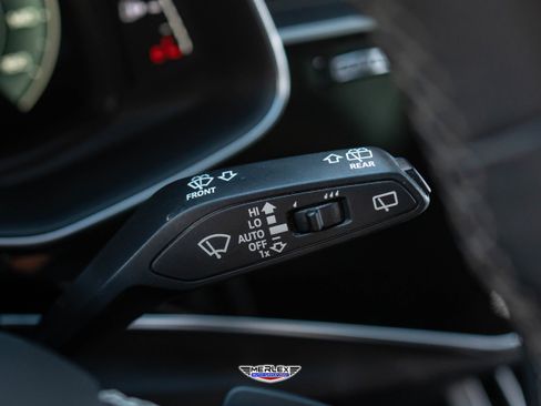 Used 2021 Audi Q8 Premium Plus w/ Premium Plus Package AWD/4WD image 28