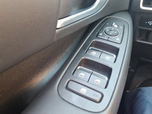 Used 2025 Hyundai Sonata SEL FWD image 16