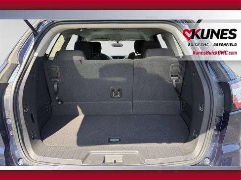 Used 2015 Chevrolet Traverse LT w/ Style and Technology Package FWD image 25