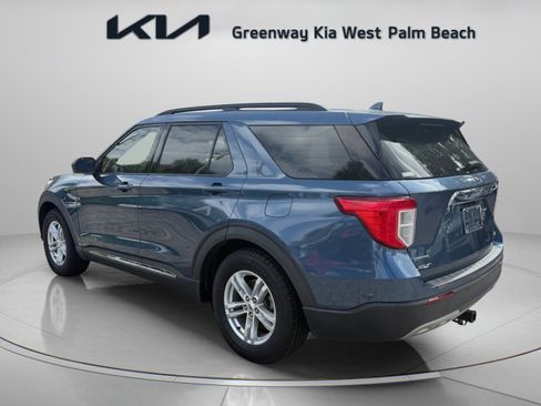 Used 2020 Ford Explorer XLT w/ Equipment Group 202A RWD image 5