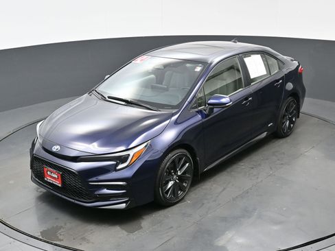 Used 2024 Toyota Corolla SE image 36