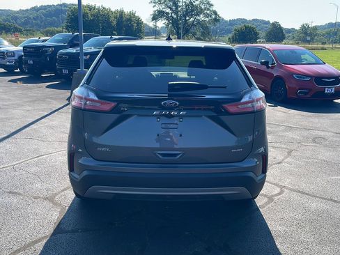 Certified 2023 Ford Edge SEL w/ Convenience Package AWD/4WD image 4