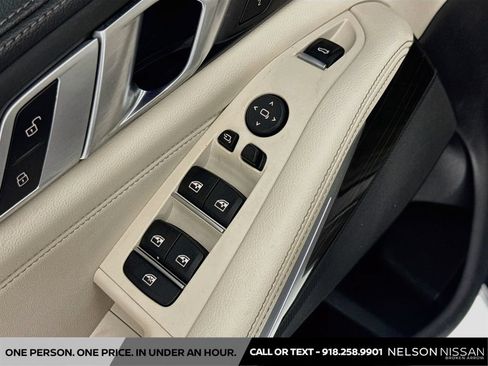 Used 2020 BMW X5 xDrive40i w/ Convenience Package AWD/4WD image 18