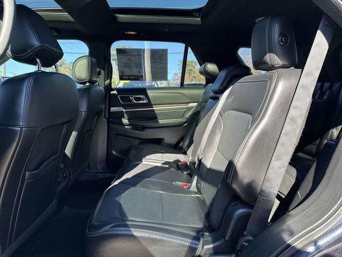 Used 2017 Ford Explorer Limited w/ Equipment Group 303A image 23