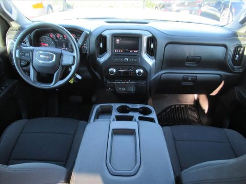 Used 2023 GMC Sierra 3500 Pro w/ Convenience Package image 12