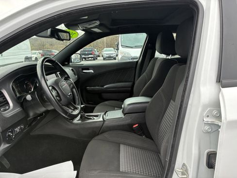Used 2023 Dodge Charger SXT w/ Blacktop Package image 21