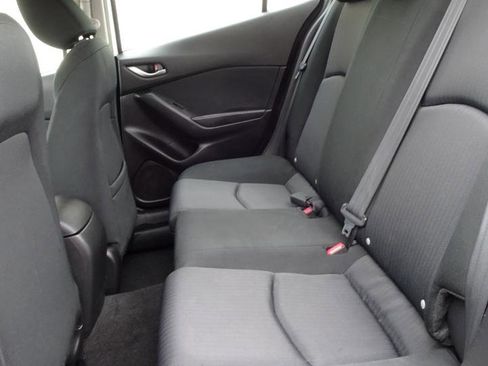Used 2014 MAZDA MAZDA3 i SV image 10