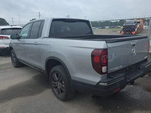 Used 2020 Honda Ridgeline Sport image 4