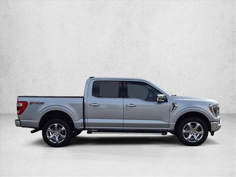 Used 2022 Ford F150 Lariat w/ Equipment Group 502A High AWD/4WD image 4