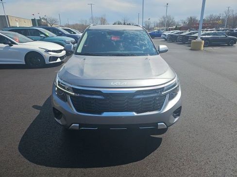 New 2026 Kia Seltos S AWD/4WD image 2