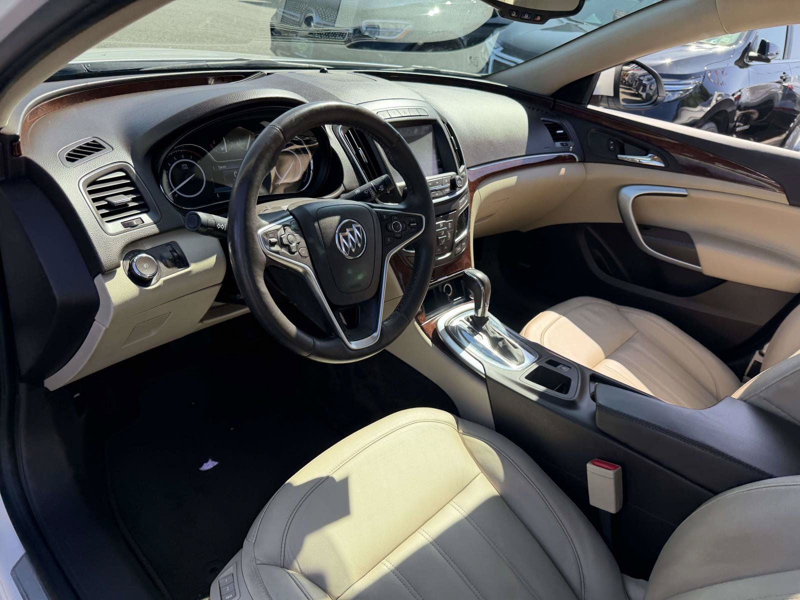 Used 2017 Buick Regal Premium w/ Driver Confidence Package #1 FWD image 12