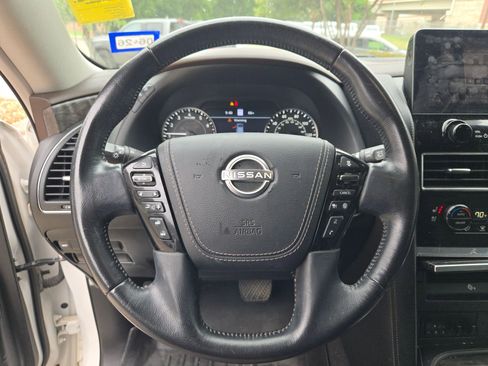 Used 2021 Nissan Armada Platinum w/ Captain's Chairs Package RWD image 10