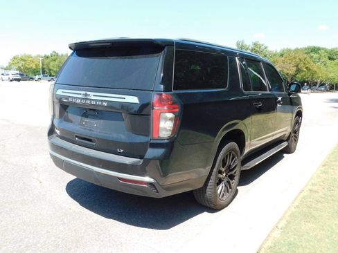 Certified 2021 Chevrolet Suburban LT w/ LT Signature Package AWD/4WD image 11