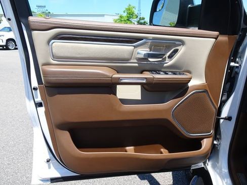 Used 2020 RAM 1500 Laramie AWD/4WD image 12