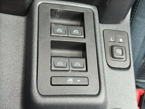 New 2025 Ford Bronco Heritage Edition image 25