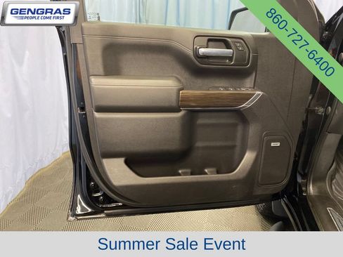 Used 2021 Chevrolet Silverado 1500 LT Trail Boss w/ Convenience Package II AWD/4WD image 12