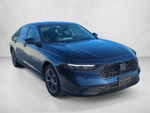 Used 2024 Honda Accord EX-L image 3