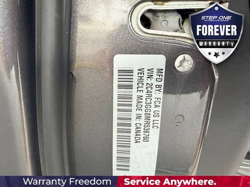 Used 2021 Chrysler Pacifica Limited AWD/4WD image 40