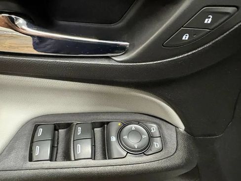 Used 2019 Chevrolet Equinox LT AWD/4WD image 31