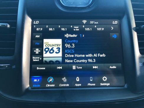 Used 2020 Chrysler 300 S image 25