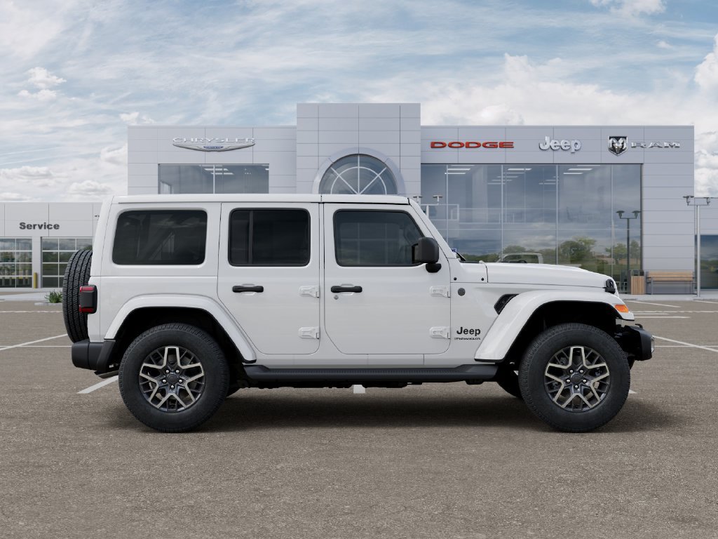 New 2026 Jeep Wrangler Unlimited Sahara AWD/4WD image 22