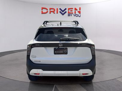 New 2026 Nissan Kicks SV