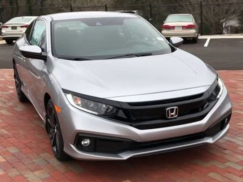 Used 2020 Honda Civic Sport image 3