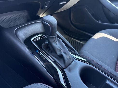 Used 2025 Toyota Corolla SE image 19