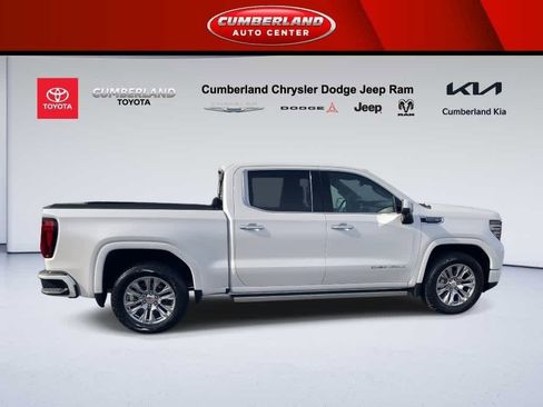 Used 2022 GMC Sierra 1500 Denali image 9
