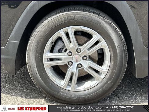 Used 2023 GMC Terrain SLE w/ Driver Convenience Package FWD image 10