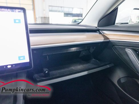 Used 2023 Tesla Model 3 Standard Range image 29