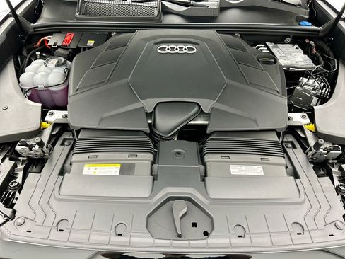 New 2026 Audi Q8 Premium Plus image 28