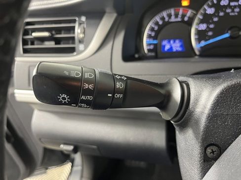 Used 2012 Toyota Camry SE image 23